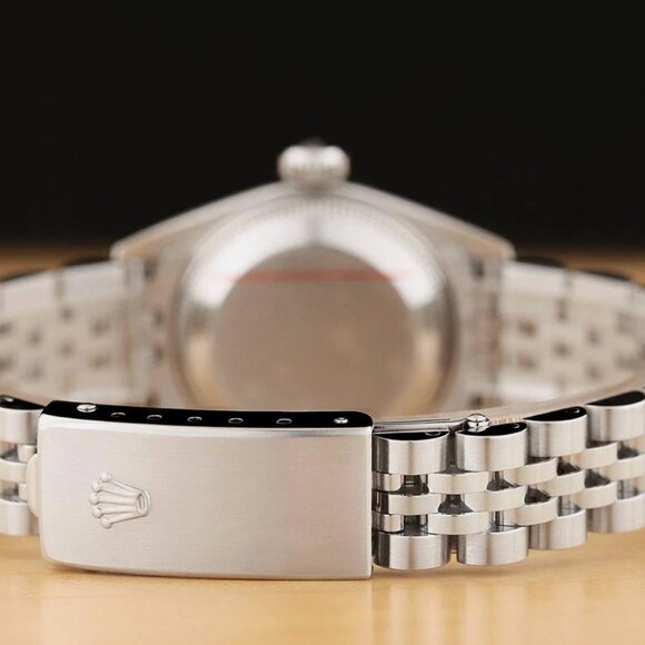 Sale! Rolex Ladies Mother of Pearl 18k Gold Watch main image 7